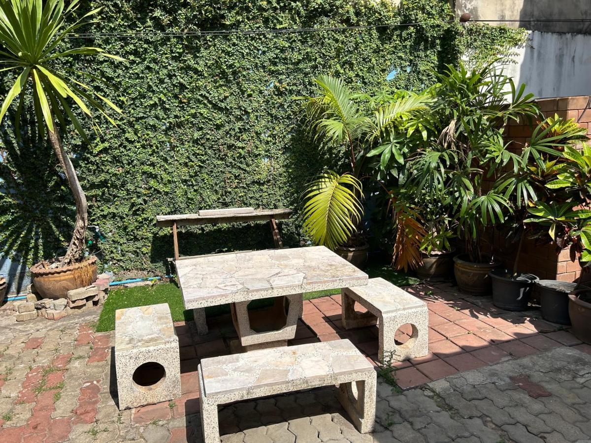 Thaitae Guesthouse Huahin Exterior foto